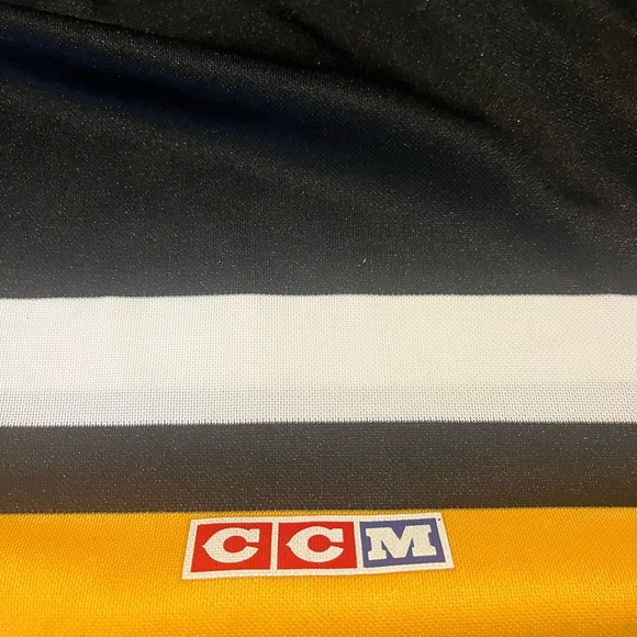 Vintage CCM Maska Pittsburgh Penguins Alternate Jersey - Picture 8 of 10